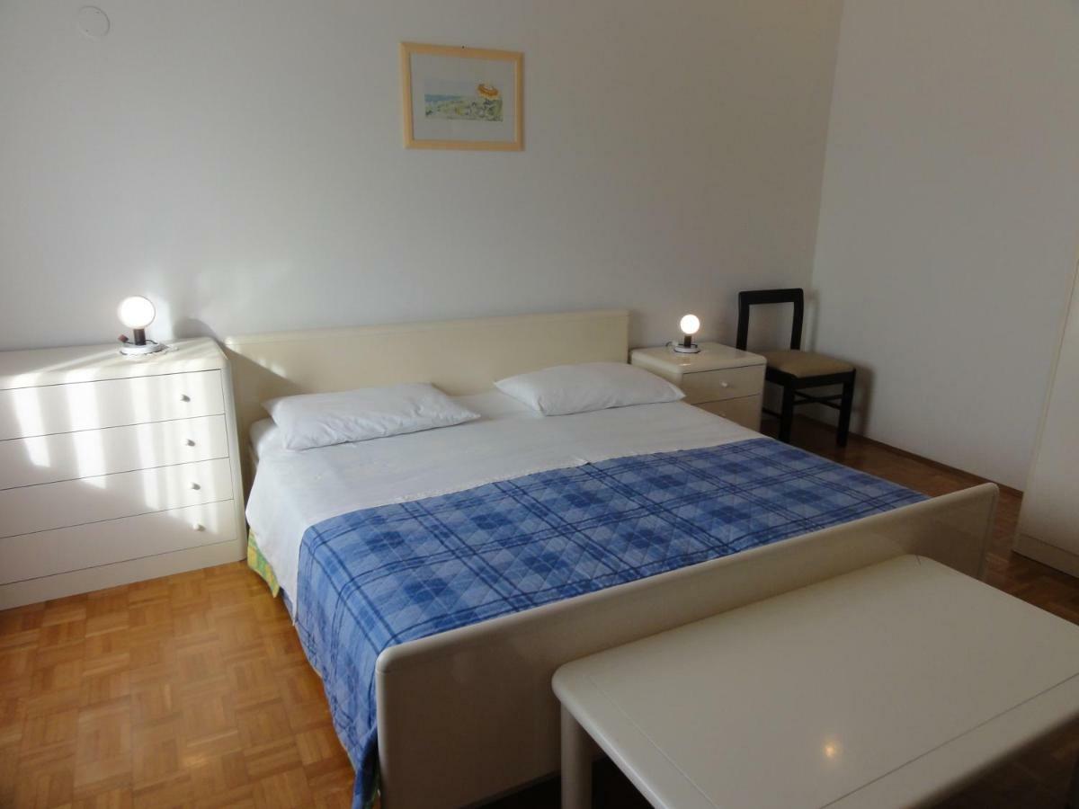 Nice And Cozy Apartment Ferry In เมดูลิน ภายนอก รูปภาพ